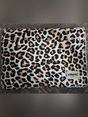 New Kinmac Leopard Print Laptop Sleeve – Fits 16" Laptop